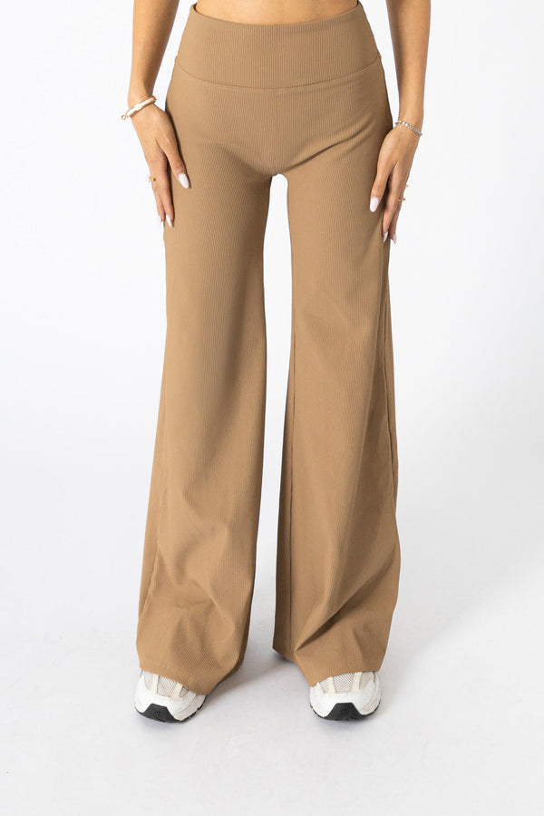 Aura Chic Flair Flare Pants Creme